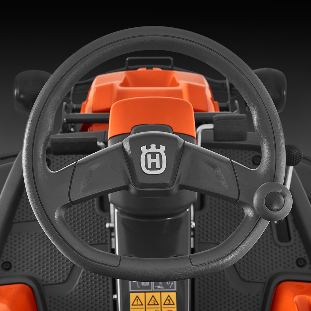 Produktabbildung: Husqvarna - R 216T AWD ohne Mähdeck